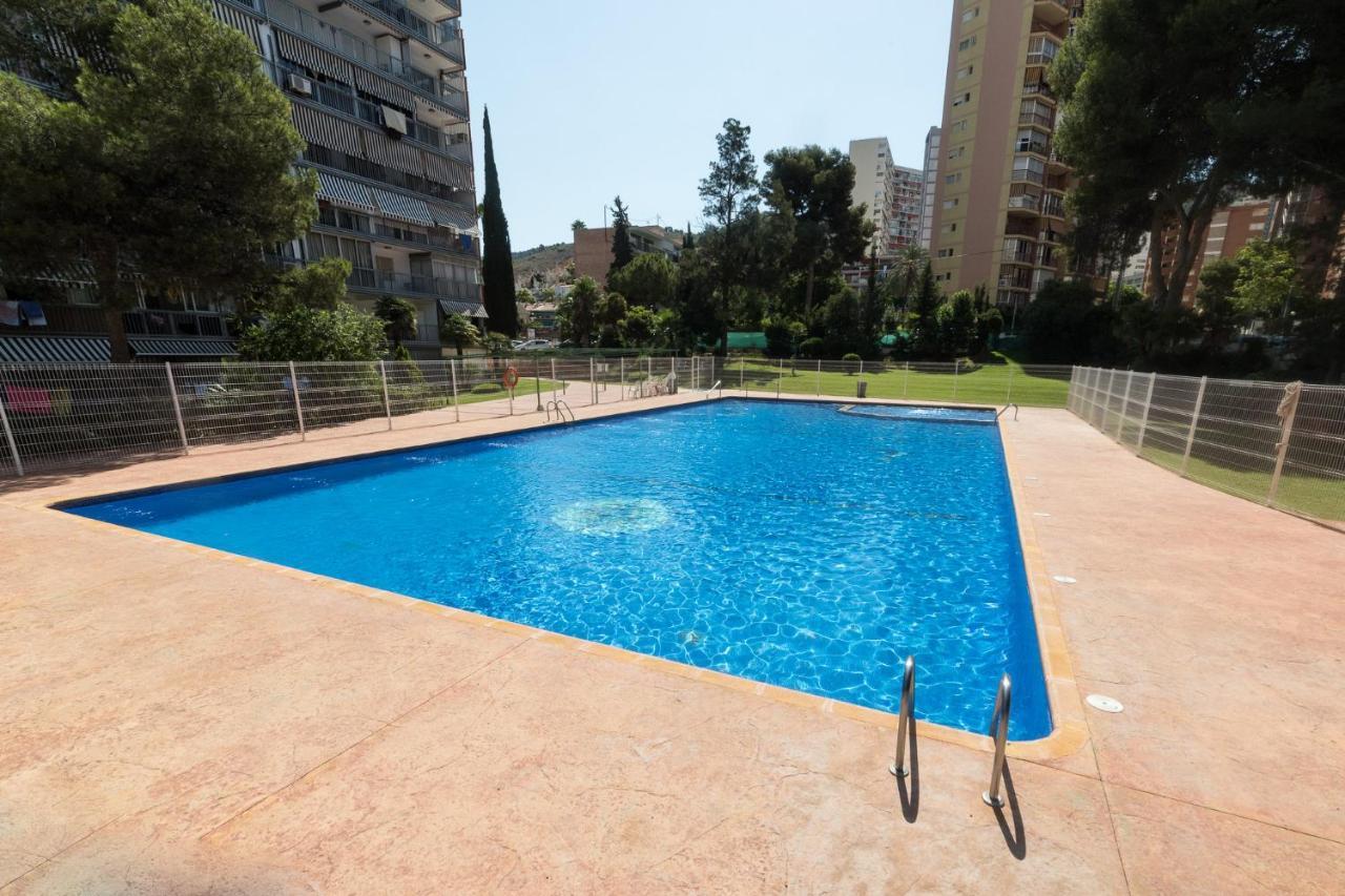 Moonkey - Apto Paris Con Piscina Y Parking Apartamento Benidorm Exterior foto